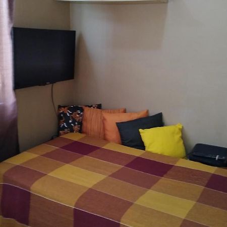 Quarto Individual Privativo Em Copacabana Рио-де-Жанейро Экстерьер фото