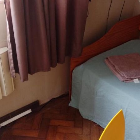 Quarto Individual Privativo Em Copacabana Рио-де-Жанейро Экстерьер фото